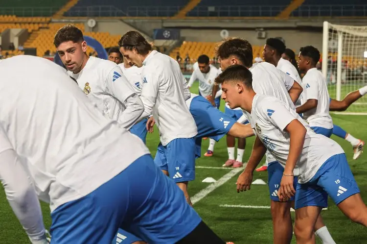 Fede Valverde busca revancha ante Kairat tras la derrota ante Atlético de Madrid