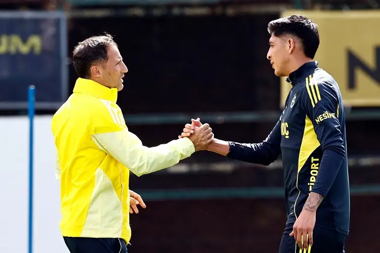 Edson Álvarez regresa con Fenerbahce y debuta en la Europa League