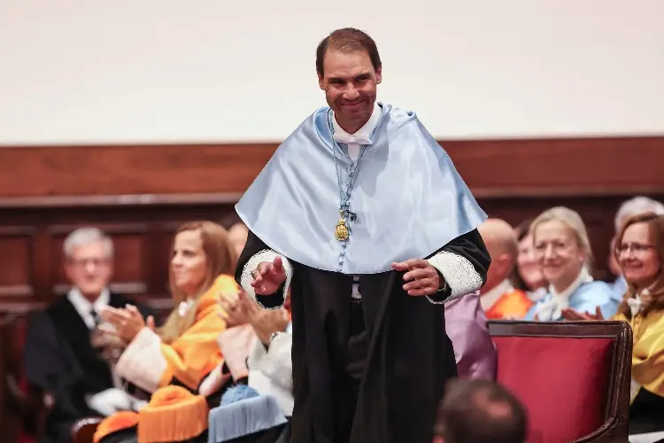 Rafa Nadal, investido doctor honoris causa por la Universidad de Salamanca