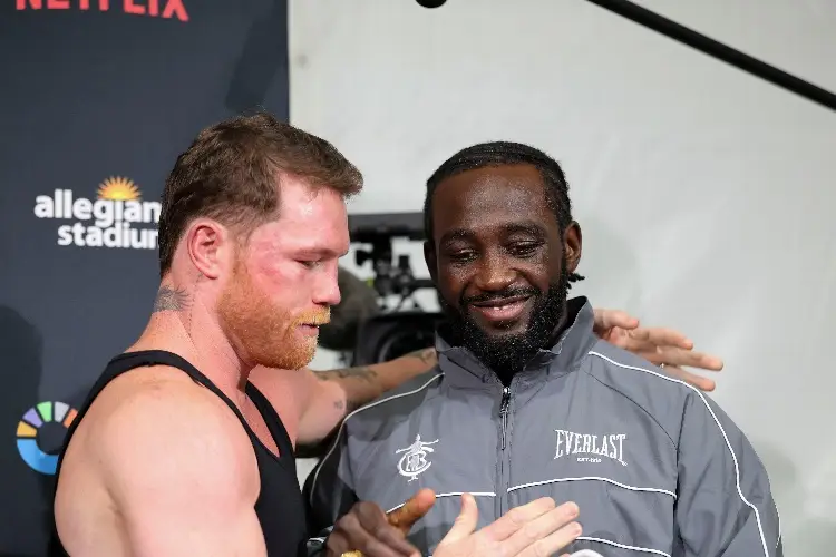Detienen con un arma a Terence Crawford, boxeador que venció al 'Canelo' 