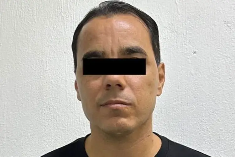 Todo el peso de la ley contra Omar 'N', ex jugador de Chivas