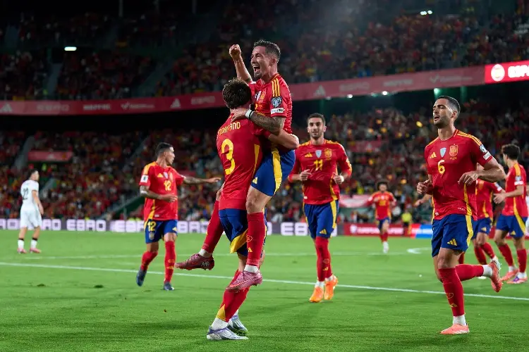 España busca goles y récords rumbo al Mundial