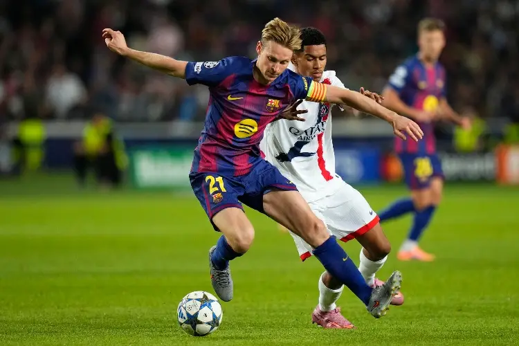 Frenkie de Jong renueva con el FC Barcelona