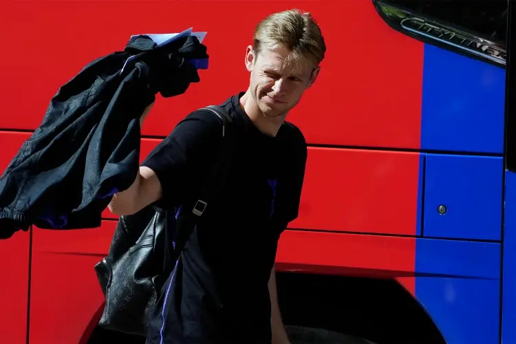 De Jong renueva con Barcelona hasta 2029 y aclara rumores sobre su salario