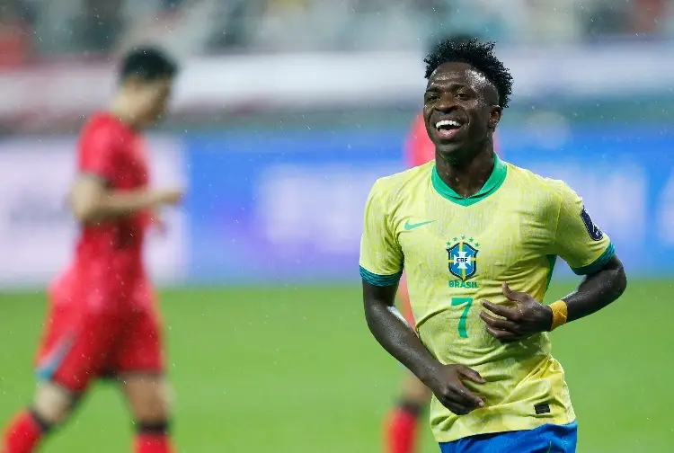 Vinicius es procesado en Brasil por tremenda fiesta que perturbó a los vecinos