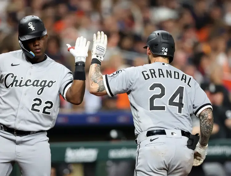 ¿Fútbol? No gracias, el Papa León XIV muestra su fanatismo a los Chicago White Sox 