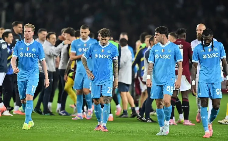 Napoli cae ante Torino y pierde el liderato en la Serie A 