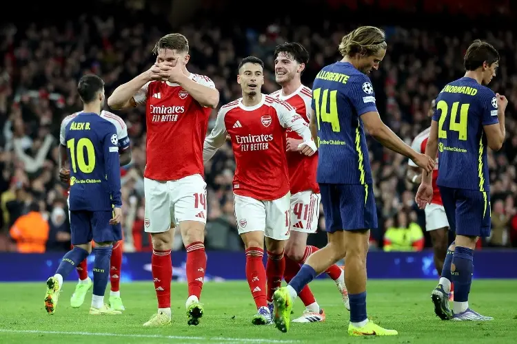 Atlético de Madrid sufre humillante goleada en su visita al Arsenal en la Champions 