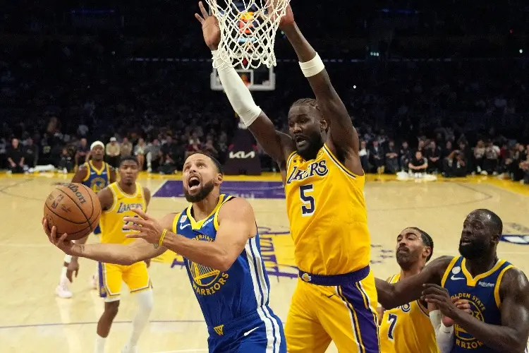 NBA: Warriors arranca la temporada venciendo a unos Lakers sin LeBron
