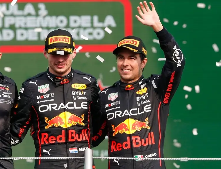 'Checo' Pérez reaparece y revela quién es su piloto favorito para ser campeón