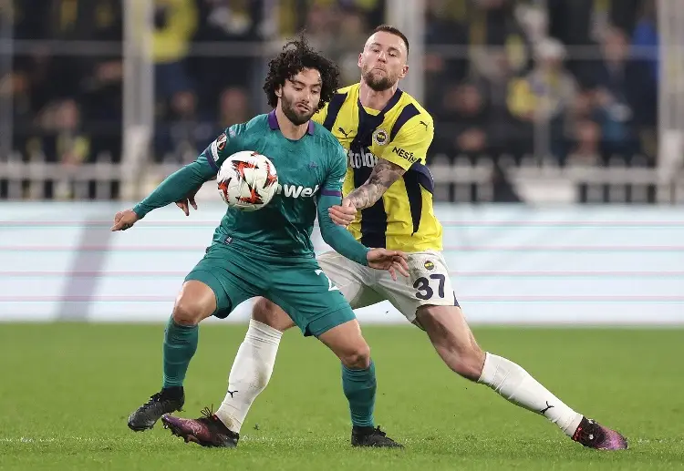 Por esta razón César 'Chino' Huerta no jugó hoy en la caída del Anderlecht 