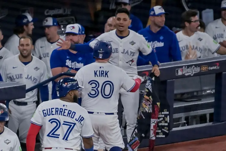 MLB: Blue Jays del mexicano Kirk apalean a los Dodgers en la Serie Mundial MLB: Blue Jays del mexicano Kirk apalean a los Dodgers en la Serie Mundial