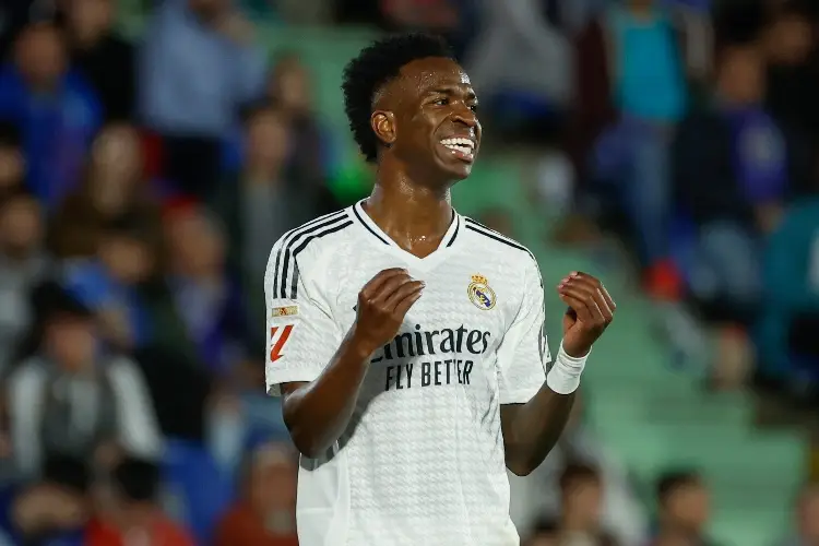 Xabi Alonso acepta disculpas de Vinicius y asegura que no habrá represalias Xabi Alonso acepta disculpas de Vinicius y asegura que no habrá represalias