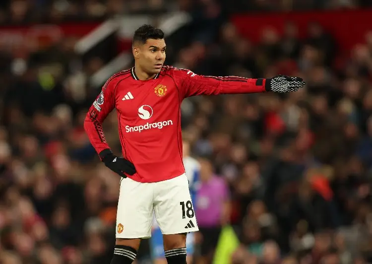 Manchester United tropieza ante un equipo en zona de descenso y pierde su racha de victorias