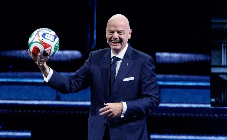 Gianni Infantino agradece a Trump la ayuda para realizar el Mundial 2026