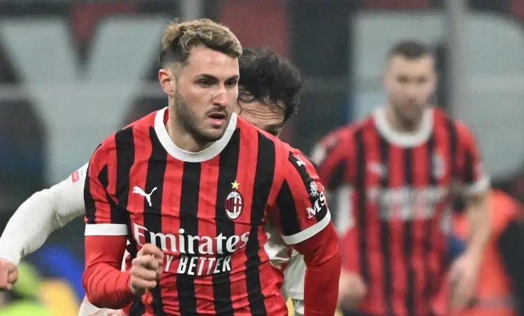 ¡Más fuerte que nunca! En el AC Milan confían que Santi Giménez esté listo para el derbi de Milán