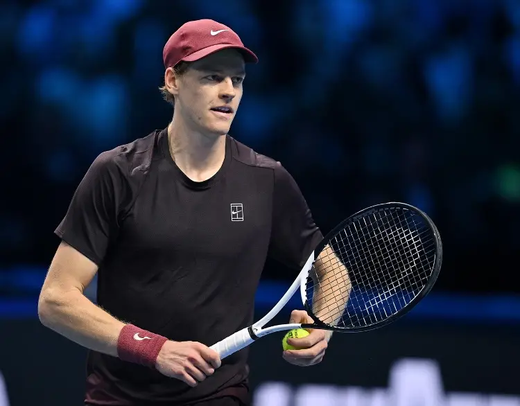 Tenis: Jannik Sinner se pone a un paso del título en las ATP Finals 