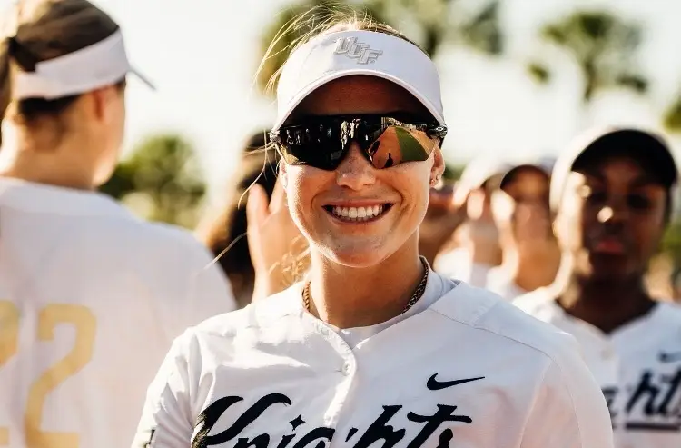 Desde Estados Unidos, llega la nueva jugadora de El Águila Softbol