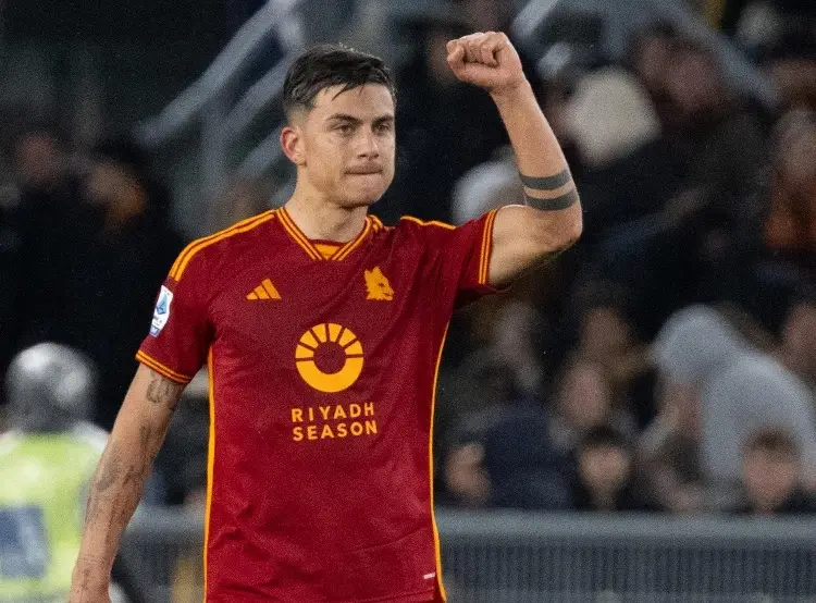 Después de 12 años, la Roma vuelve a liderar la Liga de Italia