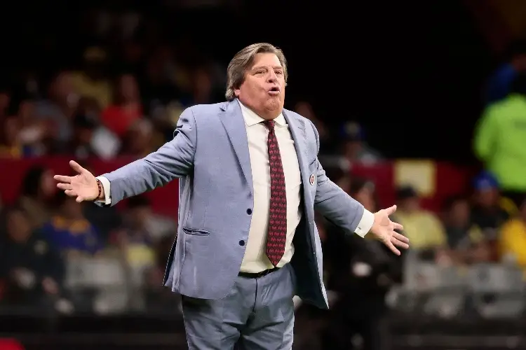 'Piojo' Herrera tiene más ofertas para la TV, que para dirigir a un equipo