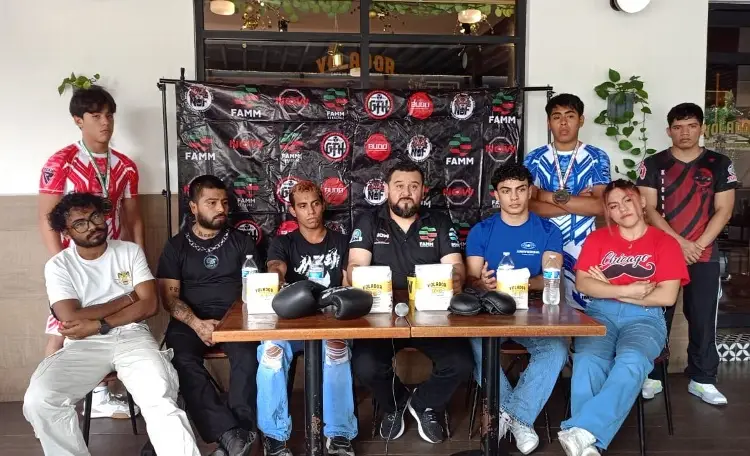 Presentan destacada función de MMA en la Arena Veracruz