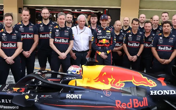 Helmut Marko se va de Red Bull