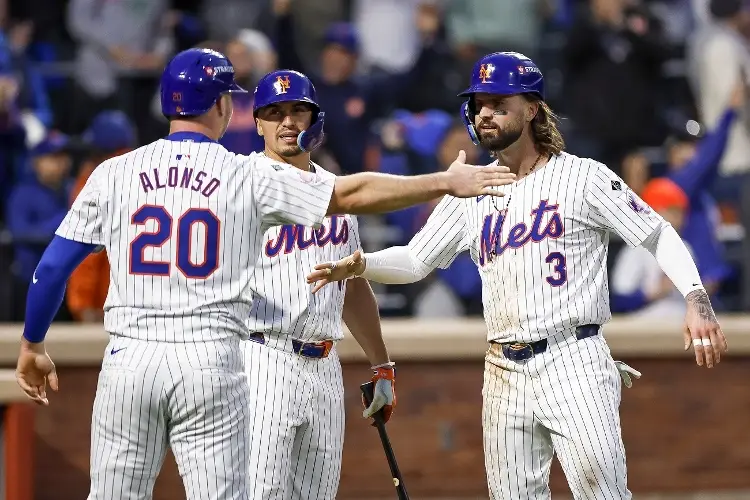 MLB: Pete Alonso firma un contrato millonario con los Orioles de Baltimore