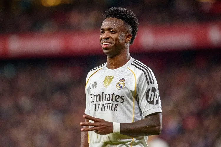 'Lleva varios partidos sin marcar goles y sin pesar': Valdano aconseja a Vinicius