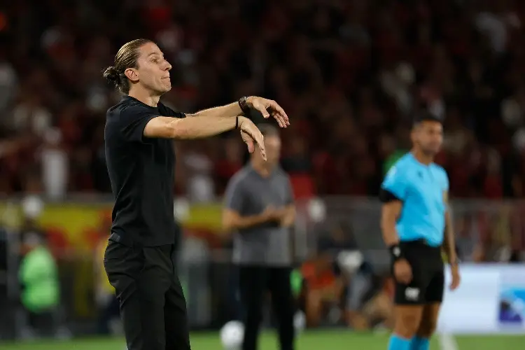 Filipe Luís es elegido el mejor entrenador de América