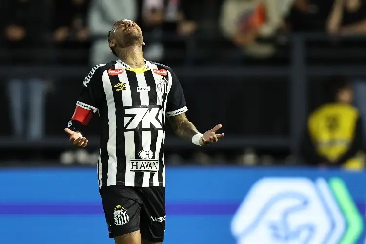 Neymar renueva con Santos y sueña con ir a la Copa del Mundo 2026