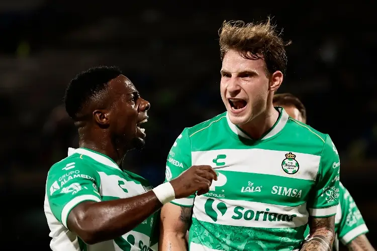 Se marcha de Santos Laguna para jugar la Copa Libertadores con un equipo de Colombia