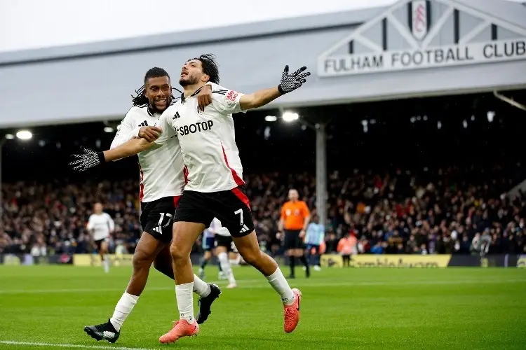 ¡Modo goleador! Raúl Jiménez anota y Fulham vence al Chelsea (VIDEO)