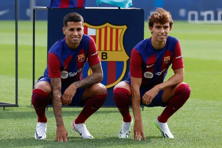 Joao Cancelo aterriza en Barcelona para volver a fichar por el club (VIDEO)