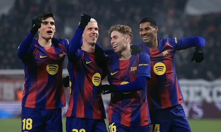 Barcelona sufre pero conquista República Checa en la Champions League 