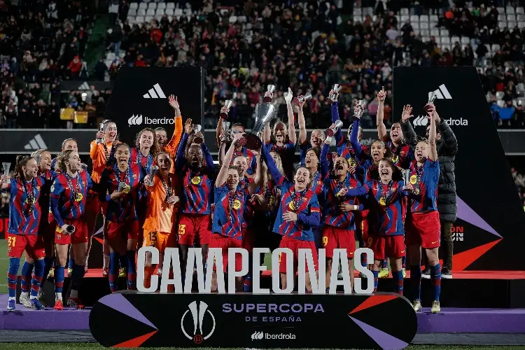 ¡Hasta en la femenil les ganan! Barcelona vence al Real Madrid y son campeonas de la Supercopa de España