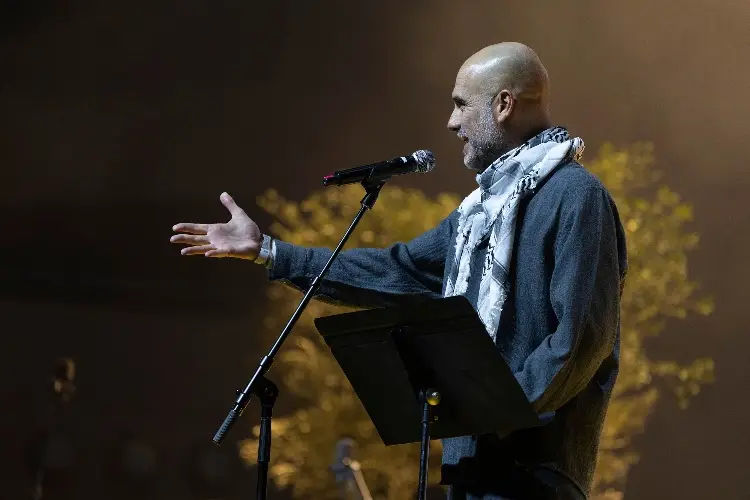 Guardiola se ausenta de conferencia de prensa por ir a concierto propalestina