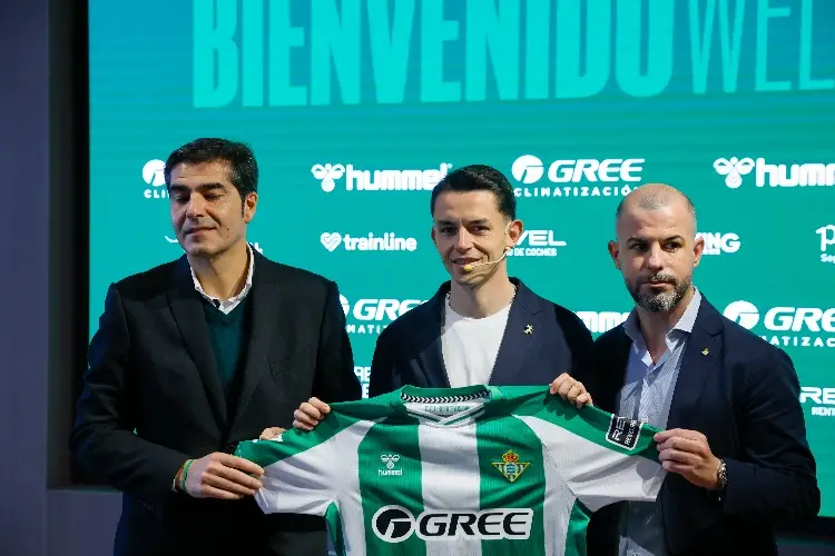 ¡Se viene el debut! Fidalgo, convocado por el Betis para la Copa del Rey
