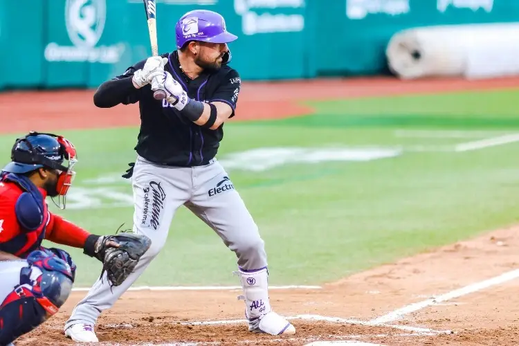Representa a México en la Serie del Caribe y es nuevo jugador de El Águila de Veracruz
