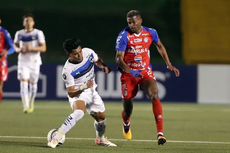 Rayados tampoco pudo ganar, de milagro rescata un empate en Guatemala 