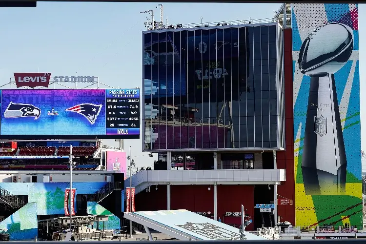 ¡Hoy se juega el Super Bowl LX! Checa a qué hora y dónde lo puedes ver