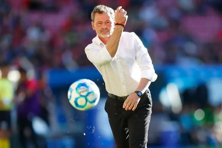 Diego Cocca revienta con todo a su propia directiva en Atlas (VIDEO)