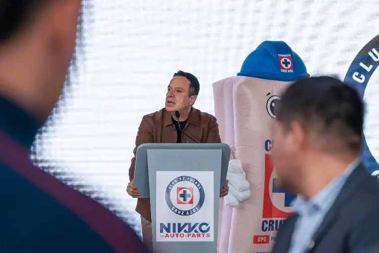 Balacera en La Cruz Azul provoca caos (VIDEOS)