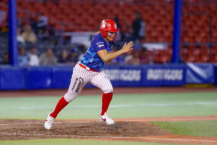¡Tremenda victoria! El Águila de Veracruz se lleva el primero de la serie ante Charros y se acercan a los playoffs
