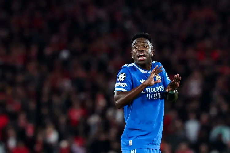 Benfica protesta por sanción a Prestianni por presunto racismo a Vinicius