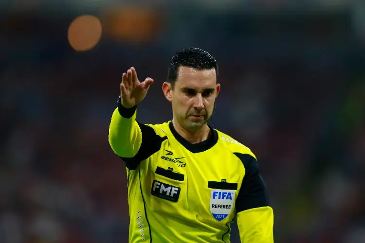 Árbitro César Ramos está atrapado en Medio Oriente tras conflicto bélico