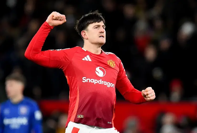 Harry Maguire es condenado a 15 meses de prisión
