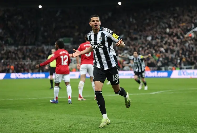 Newcastle le pone fin al invicto del Manchester United