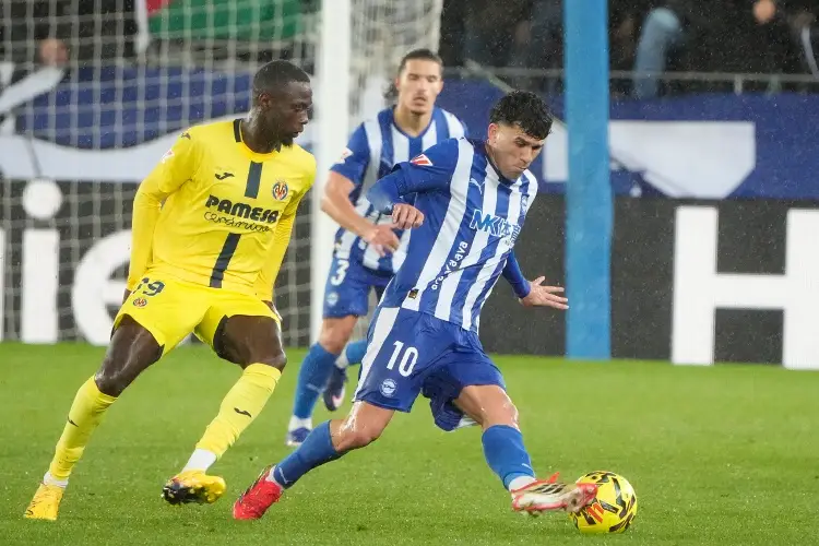 Villarreal empata con el Alavés con un golazo en los últimos minutos 