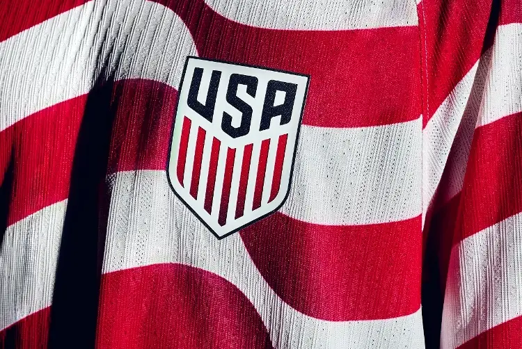 ¡De lujo! Estados Unidos presenta camiseta para el Mundial 2026 (FOTOS)