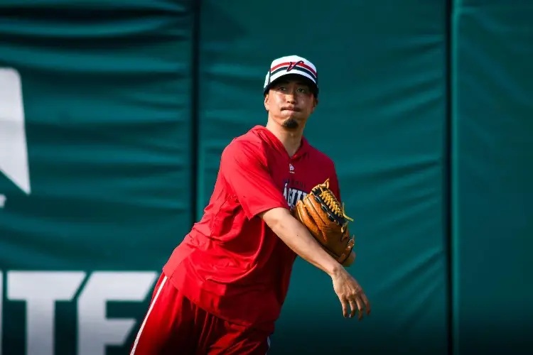 El Águila se refuerza con pitcher japonés